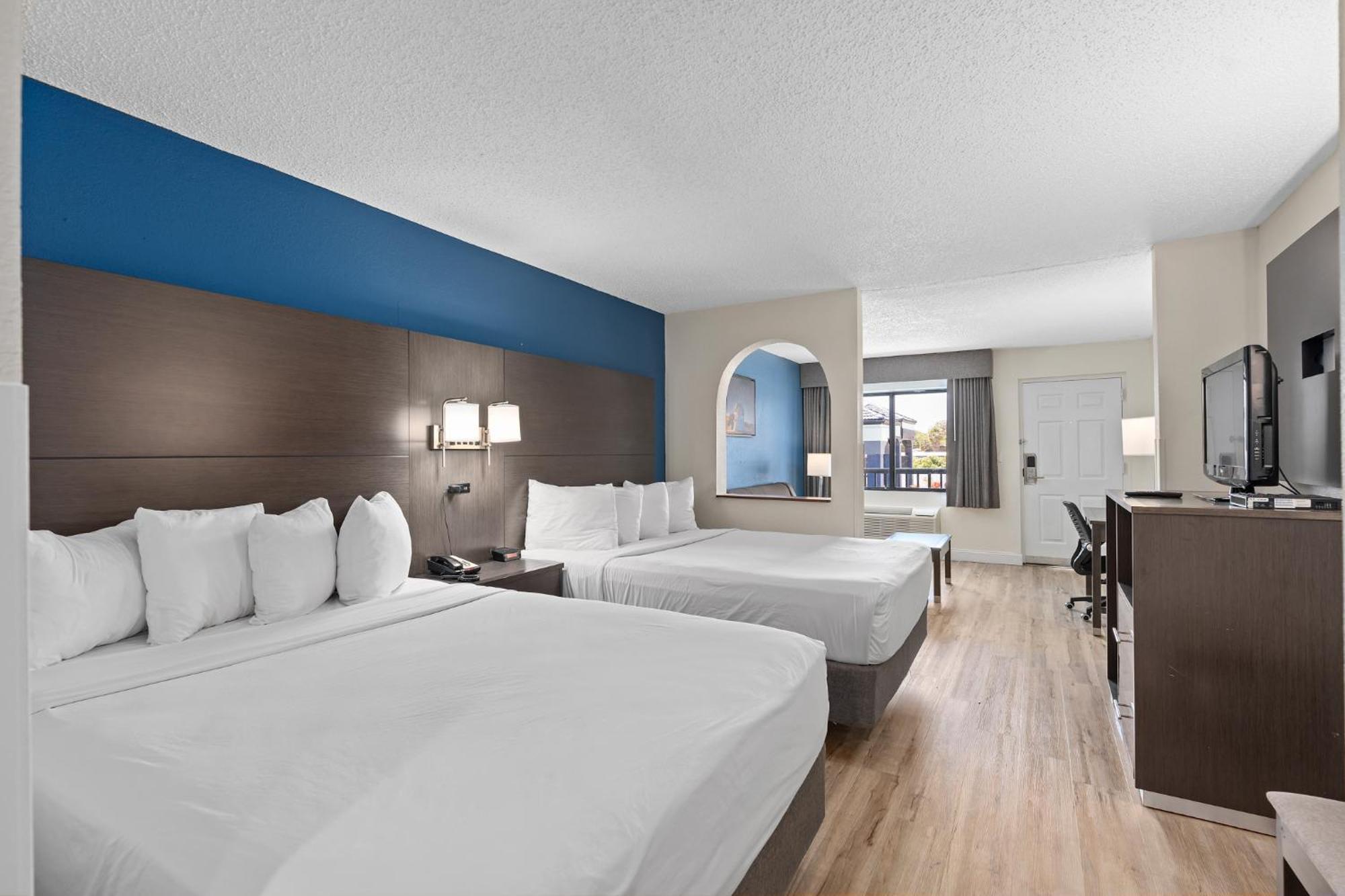Baymont By Wyndham Orlando East Hotell Alafaya Exteriör bild