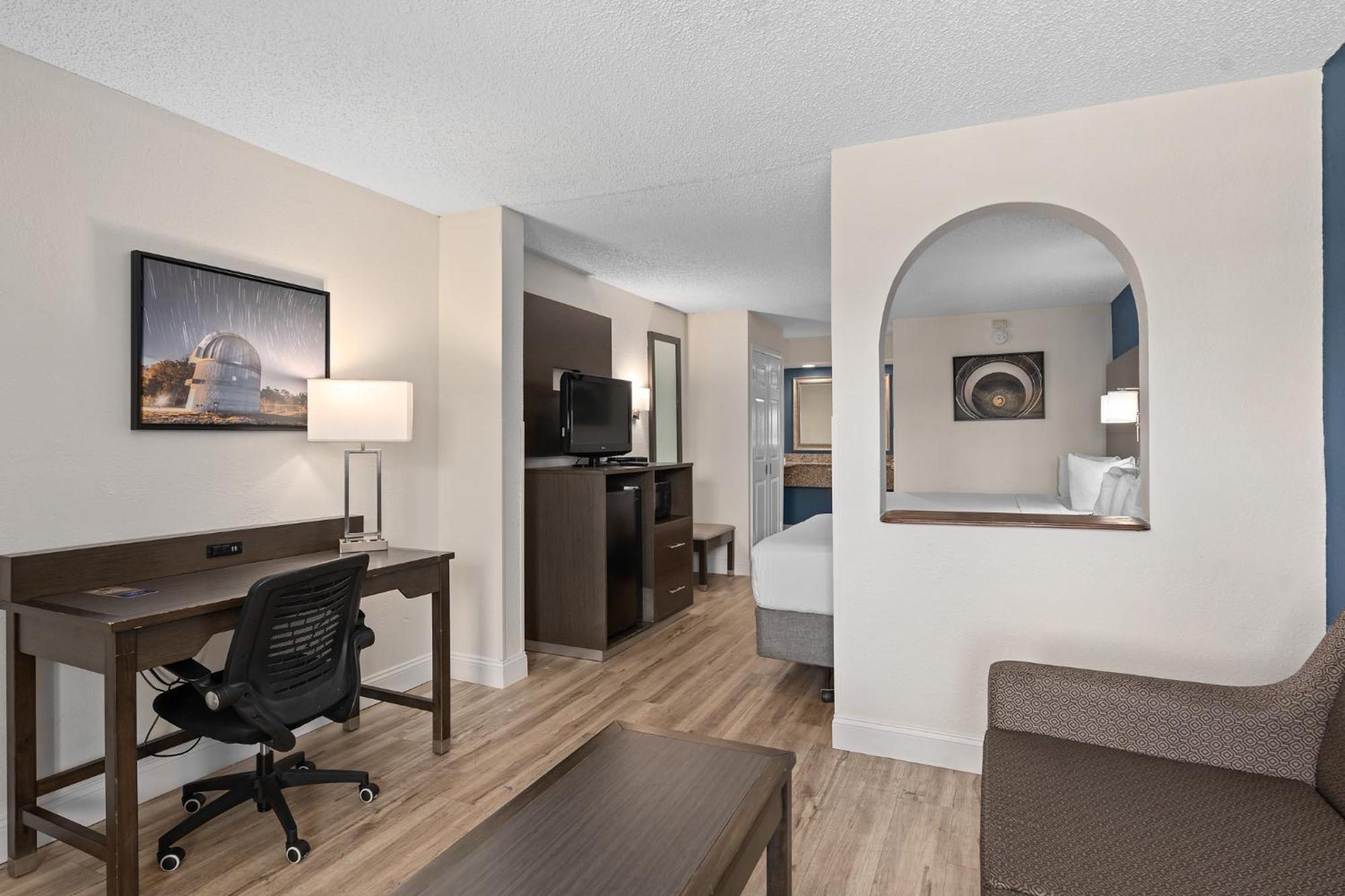 Baymont By Wyndham Orlando East Hotell Alafaya Exteriör bild